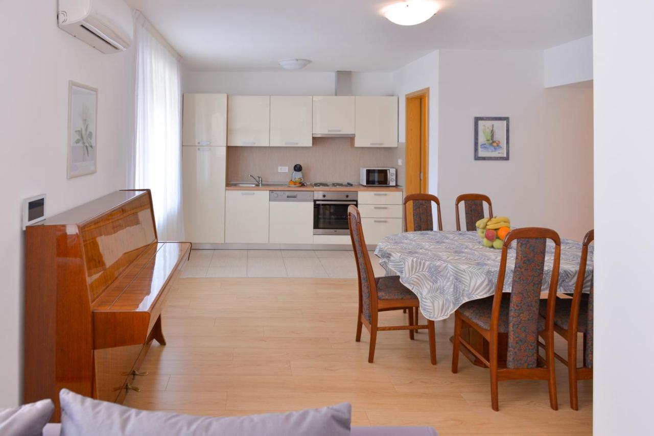 Apartment Piano Fiume Esterno foto